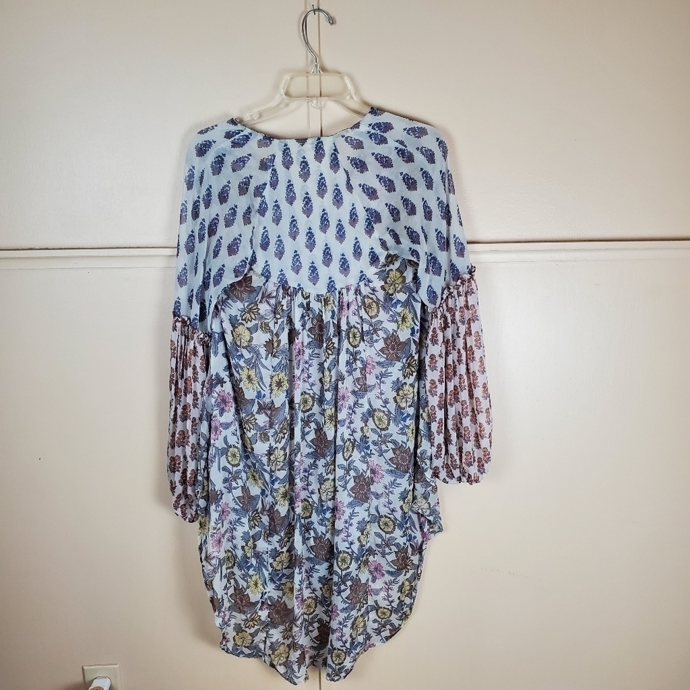 FREE PEOPLE SHEER TOP - Picture 2 of 11